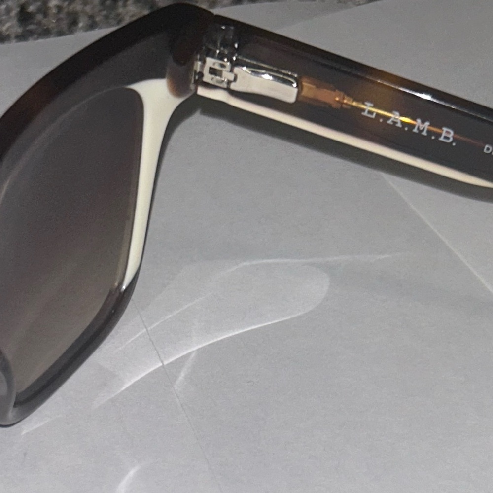 Gwen Stefani L.A.M.B. 
Stylish Tortoise Shell Sunglasses - Picture 5 of 10